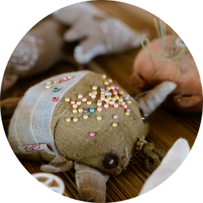 ผ้าย้อมสีธรรมชาติ