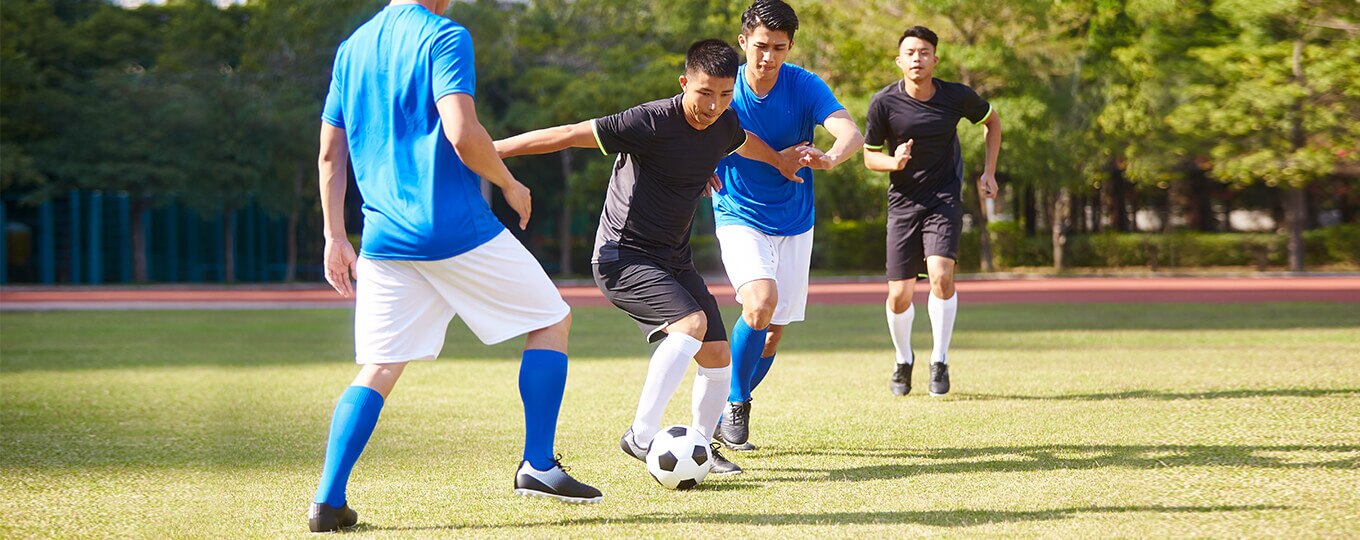 ผู้ชายเล่นฟุตบอลมั่นใจไร้กลิ่นตัว